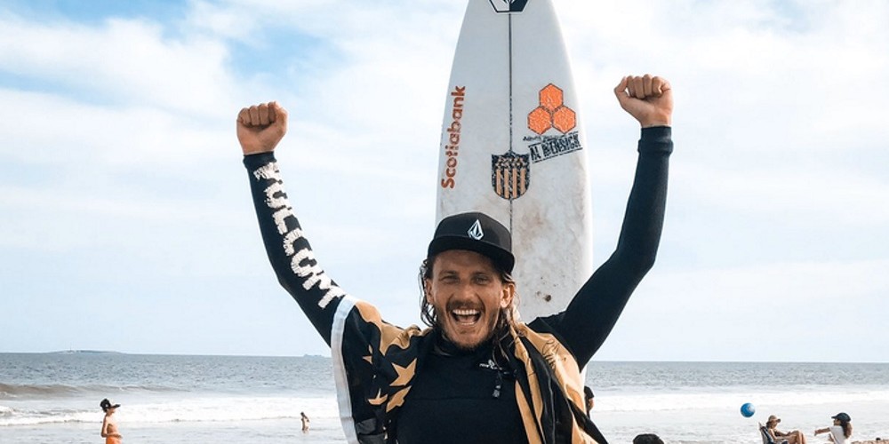 Lucas Madrid, el surfista de Pe&ntilde;arol, inicia la defensa del t&iacute;tulo en Chile
