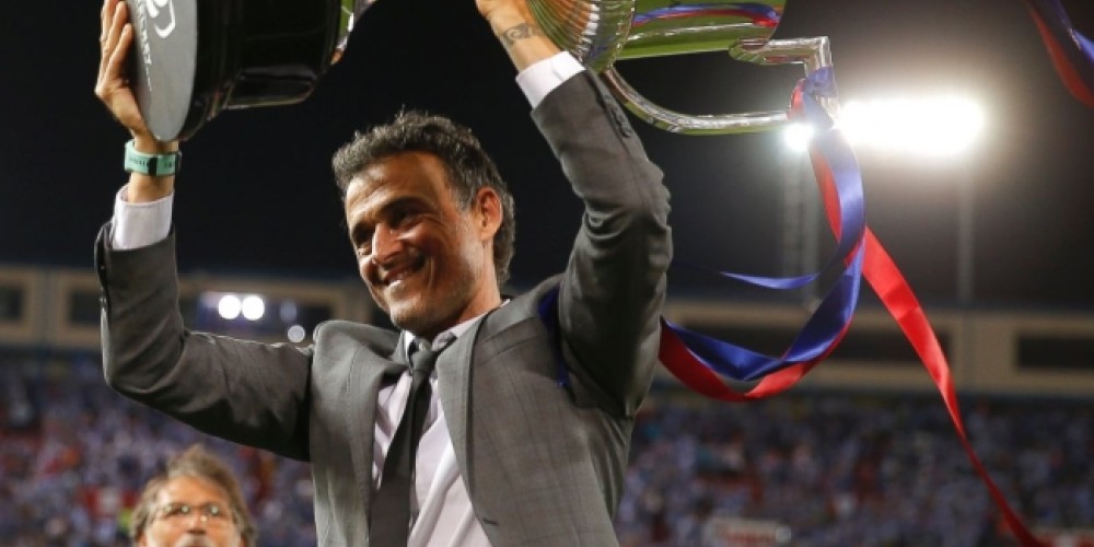 Luis Enrique descubri&oacute; a un periodista durmiendo en plena conferencia de prensa 	