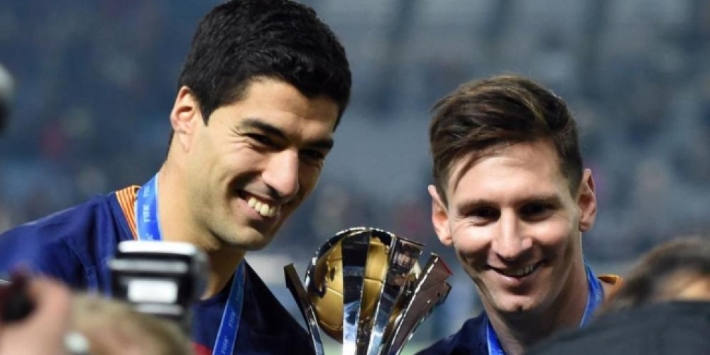 Luis Su&aacute;rez fue elegido como el mejor centro delantero del mundo 