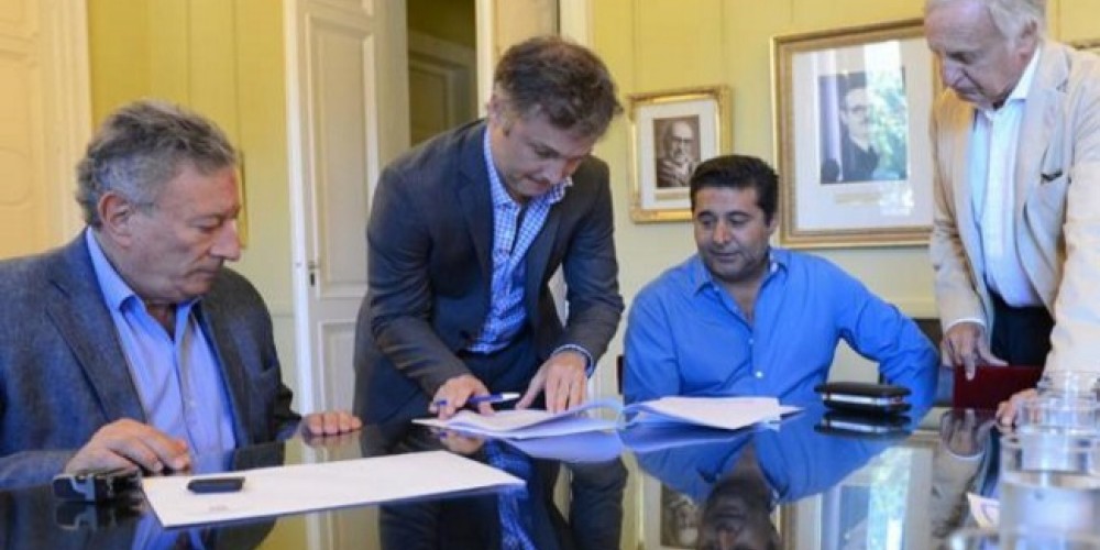 El Gobierno Nacional otorgar&aacute; 761 millones de pesos para el F&uacute;tbol Para Todos