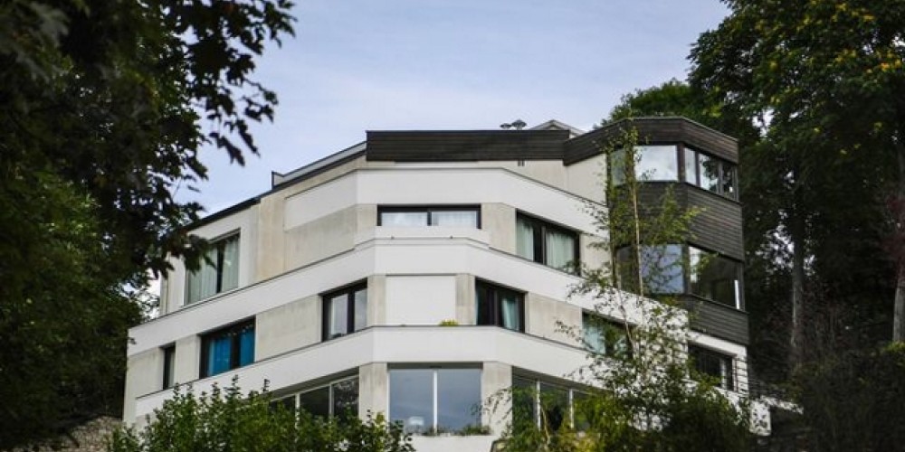 Así es la lujosa mansión de Neymar Jr. en París en donde es tratado ‘como un Jefe de Estado’