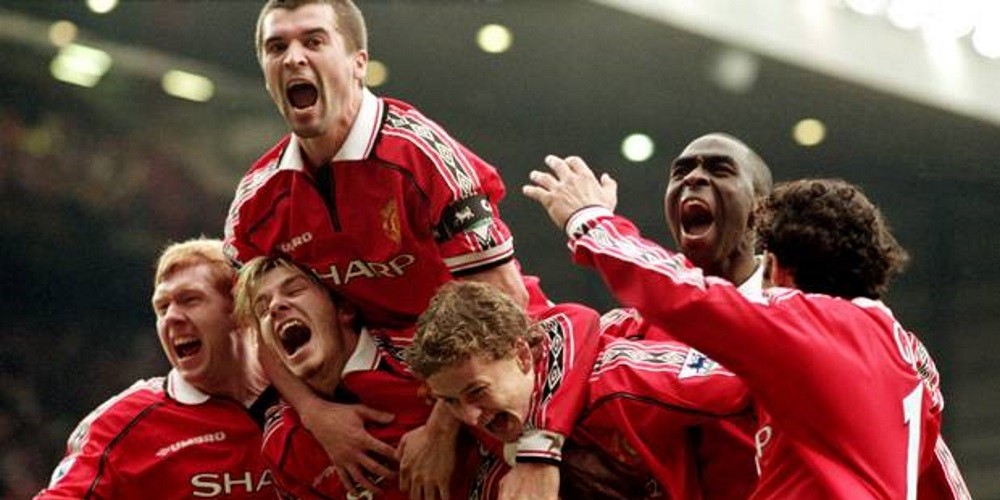 Manchester United cumplió 82 años alineando jugadores de sus inferiores de manera ininterrumpida