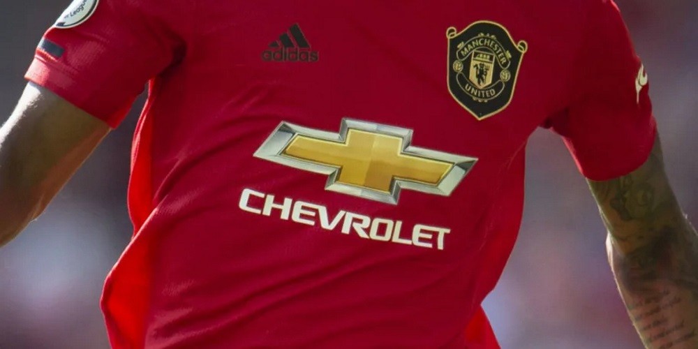 Manchester United no renovará con Chevrolet y se acerca a firmar el contrato más caro de la historia del deporte