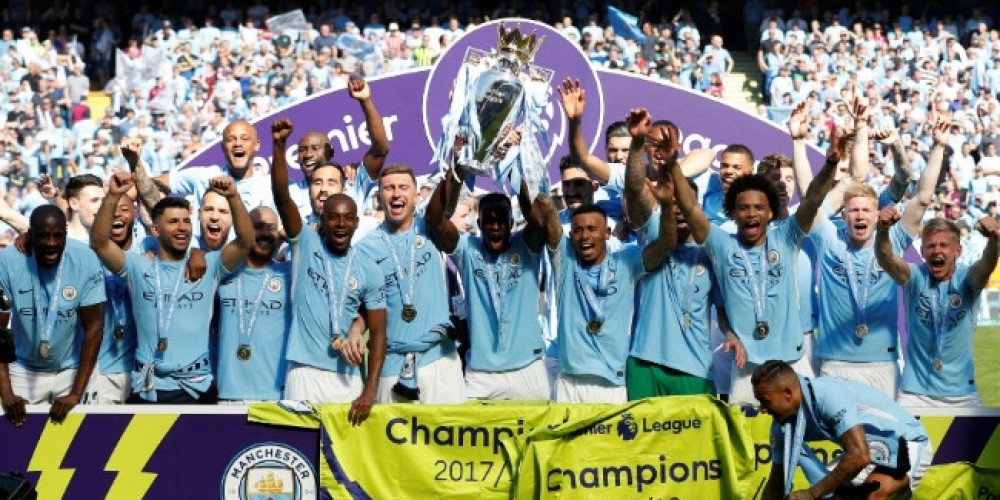 El Manchester City homenaje&oacute; a Sergio Ag&uuml;ero y Nicol&aacute;s Otamendi en sus ciudades natales