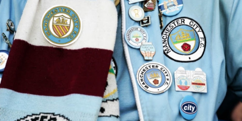 Por pedido de sus hinchas, el Manchester City cambiará su escudo