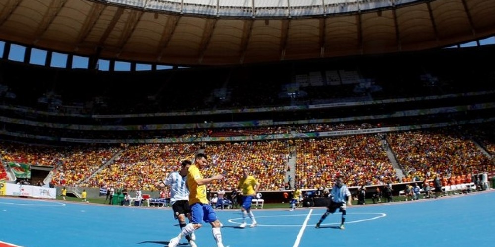 Tras el Mundial, el Estadio de Brasilia reunió 55 mil personas con el futsal