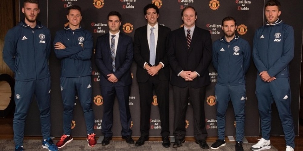 Manchester United renovó su vínculo con los vinos chilenos “Casillero del Diablo”