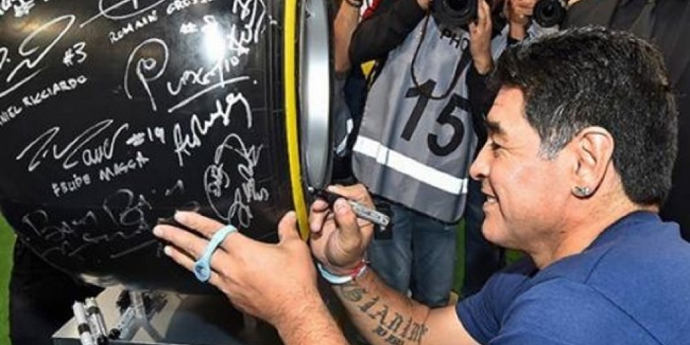 Pirelli subasta un neumático firmado por Maradona y otras estrellas del fútbol