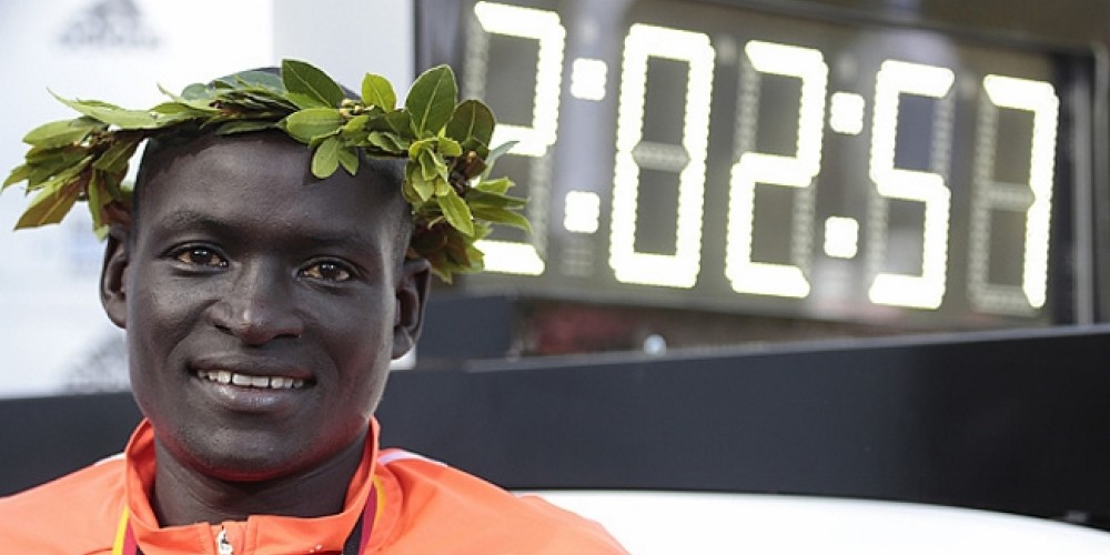 El keniata Dennis Kimetto logr&oacute; un nuevo r&eacute;cord mundial en la Marat&oacute;n de Berl&iacute;n