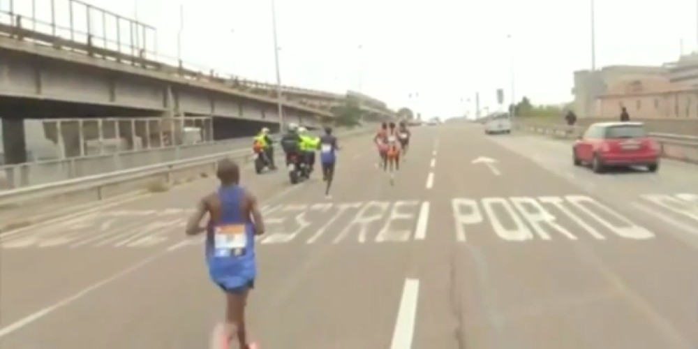 La insólita confusión de ruta que determinó al ganador de la última Maratón de Venecia