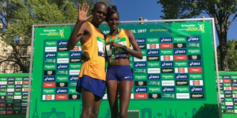 La historia del matrimonio keniata que ganó la Maratón de París