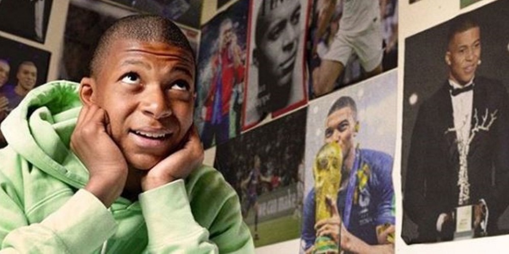 Mbappé rememoró una foto histórica en la que mostraba su habitación con afiches de Cristiano Ronaldo