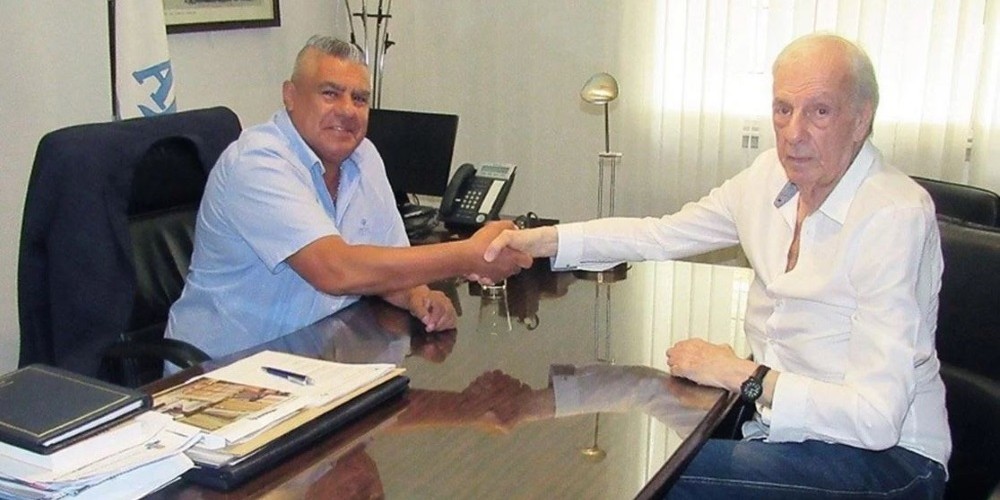 La AFA intenta sumar a César Luis Menotti como Embajador Internacional del fútbol argentino
