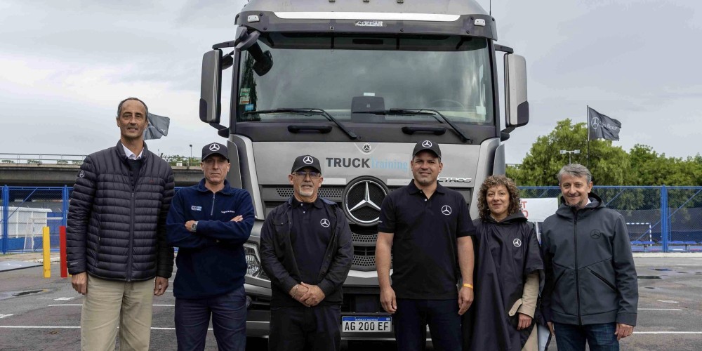 Mercedes-Benz eligi&oacute; al mejor conductor de camiones Actros del pa&iacute;s