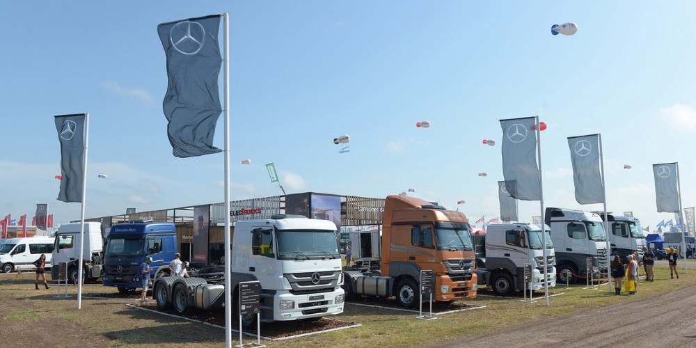 Mercedes-Benz otro año más presente en Expoagro con sus camiones y utilitarios