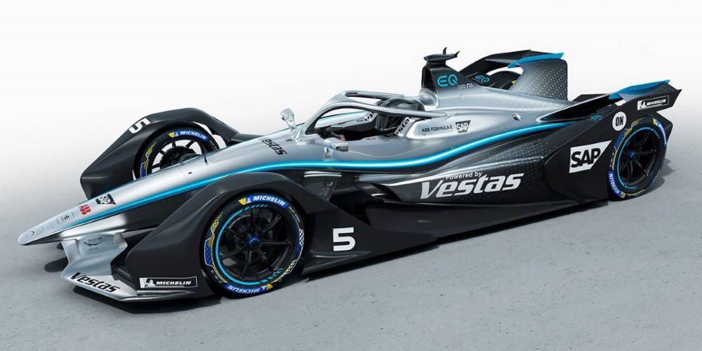 Mercedes-Benz presentó el coche con el que competirá en la Fórmula E
