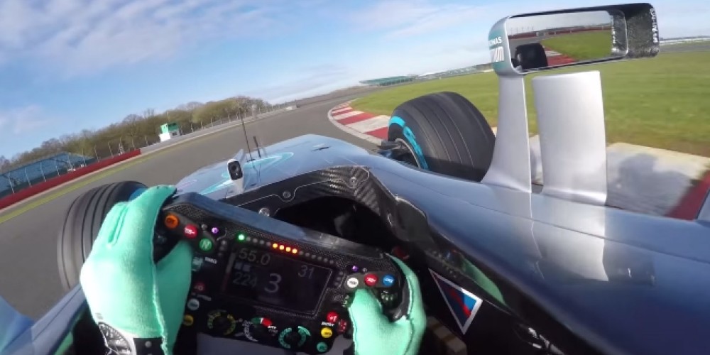 Mercedes revel&oacute; el motivo por el cual dejar&aacute; de dar &oacute;rdenes por la radio a sus pilotos