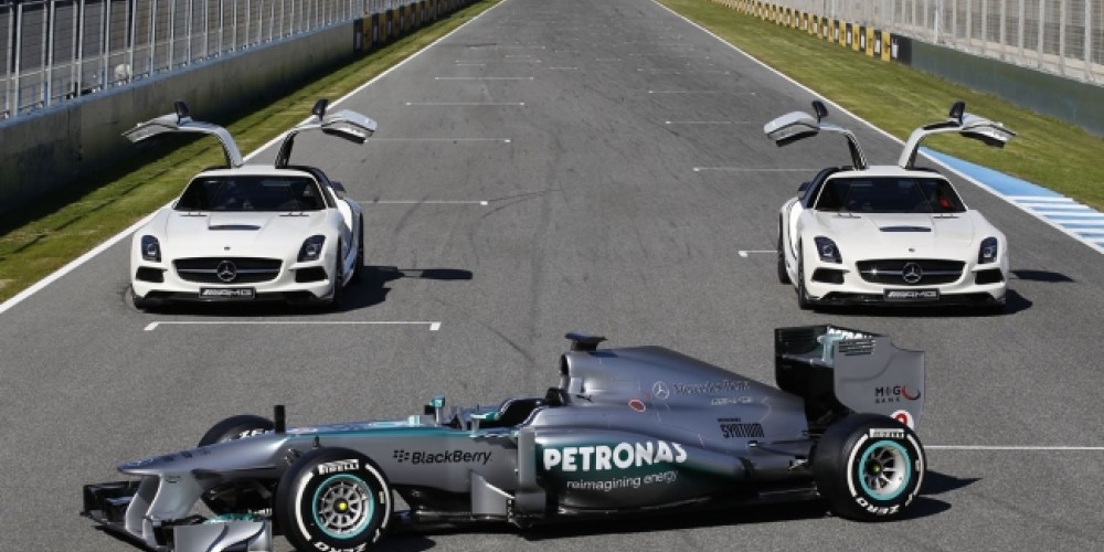 Seg&uacute;n Mercedes, el sustituto de Rosberg se conocer&aacute; reci&eacute;n a partir de enero