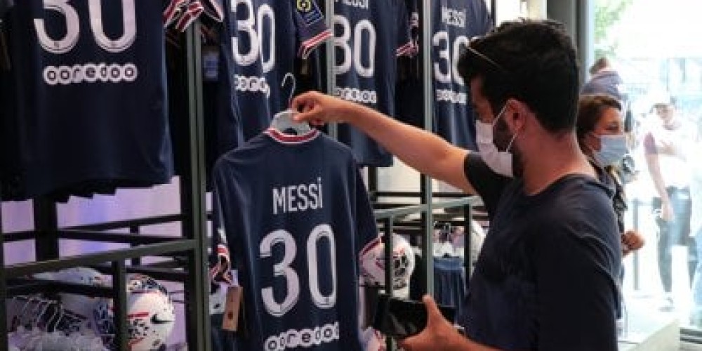 Prohibieron usar la camiseta de Messi en el PSG