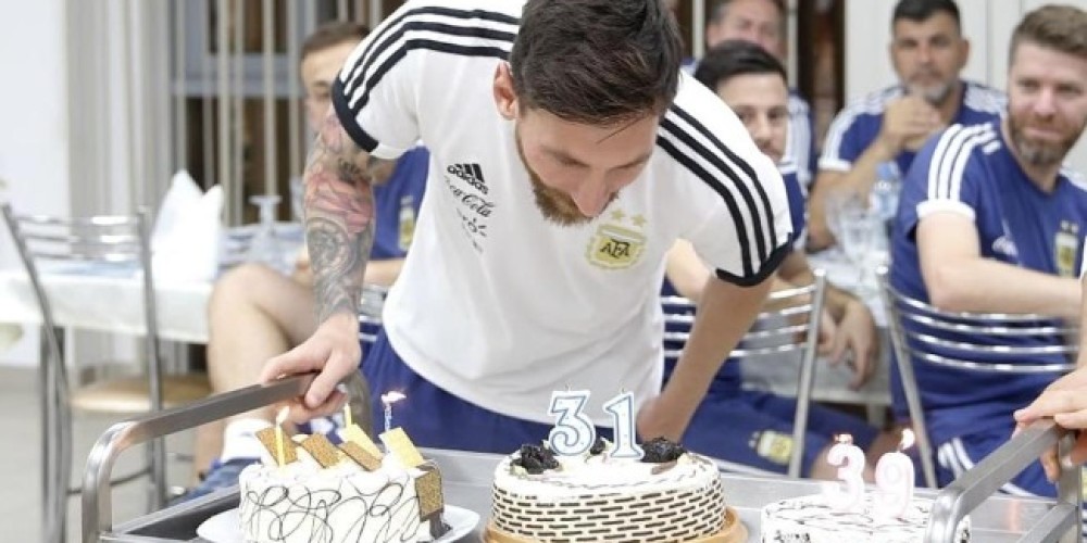 El emotivo video con el que agasajaron a Lionel Messi en su cumplea&ntilde;os