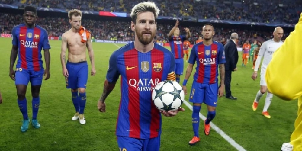 Messi a una firma de jugar para el FC Barcelona hasta los 35 a&ntilde;os