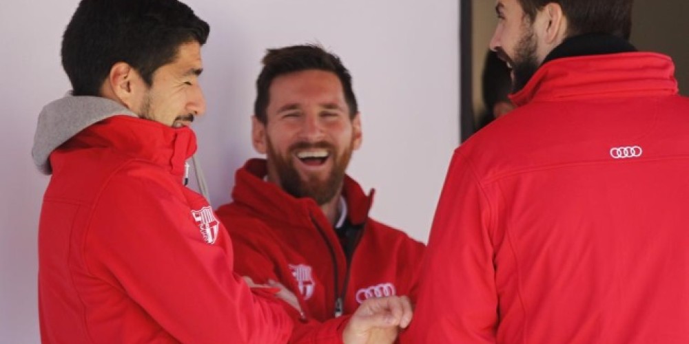 Messi y Su&aacute;rez eligieron el mismo auto en la activaci&oacute;n de Audi con el FC Barcelona
