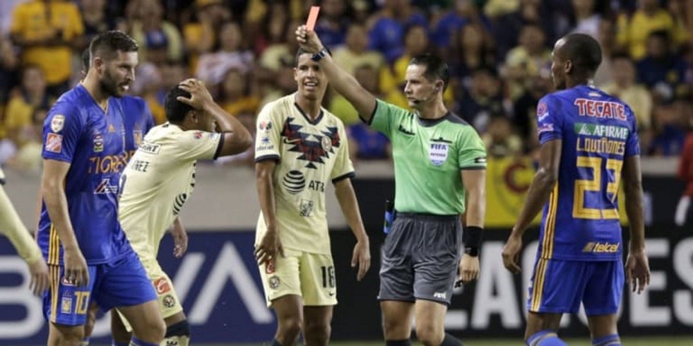 ¿Cuál es el objetivo de eliminar los descensos y ascensos en el fútbol de México y qué piensa la FIFA?
