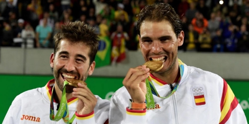 La historia de la tradición de morder las medallas de oro