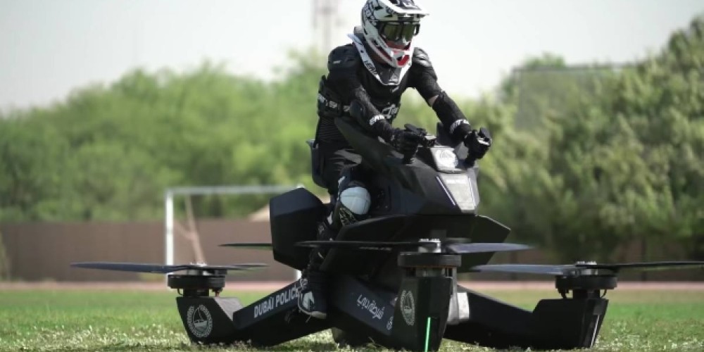 En el pa&iacute;s del Mundial de Clubes, la polic&iacute;a ya trabaja con motos voladoras