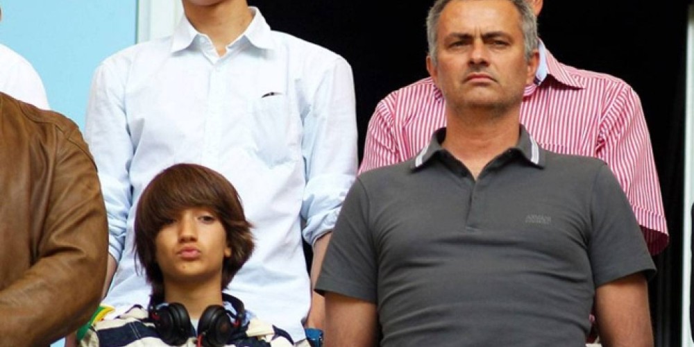 El hijo de Mourinho ya trabaja con las estad&iacute;sticas del United