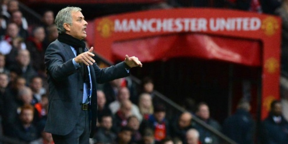 Mourinho mostró su oficina en el Manchester United