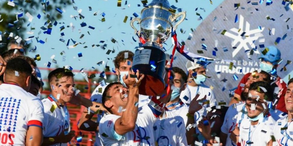 Sin Torneo Intermedio y con fecha de inicio, así se jugará el fútbol uruguayo este 2021