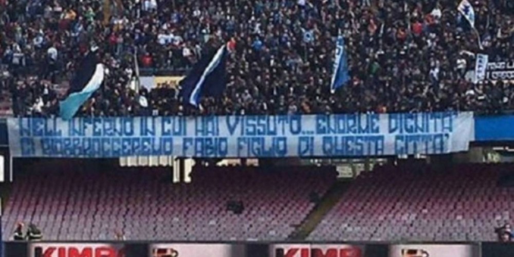 La hinchada del N&aacute;poli le pidi&oacute; perd&oacute;n a Quagliarella con una bandera