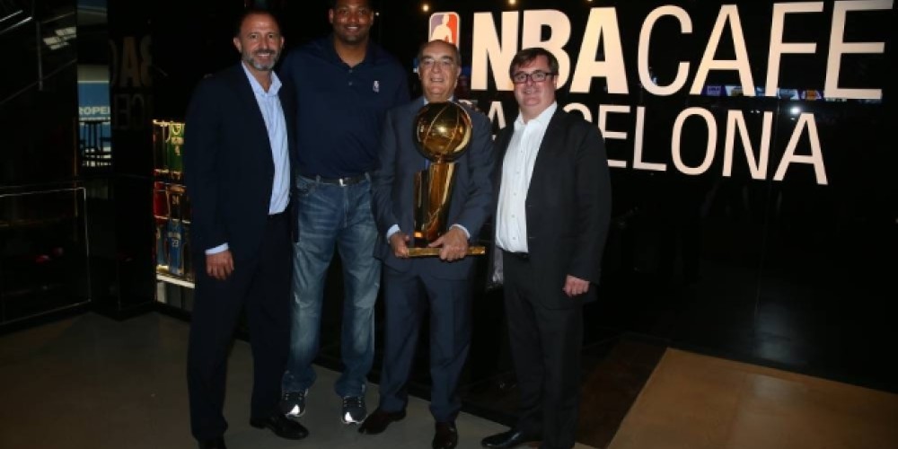 La NBA abrió su primer café en Europa