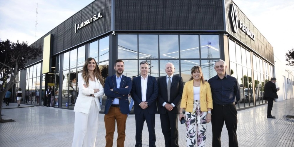 "New R Store": Renault redefine la experiencia cliente con el nuevo concepto global que llega a la Argentina