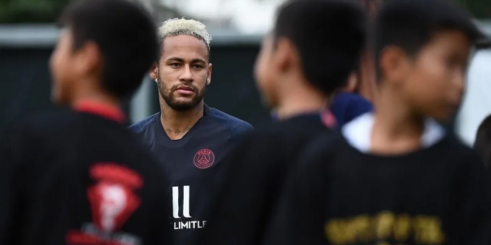 ¿Cuántos millones pierde Neymar al no estar nominado al FIFA The Best?