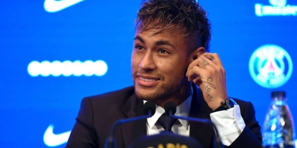 El presidente de la Premier, contento porque no fue un club inglés el que pagó los 222 millones por Neymar Jr.