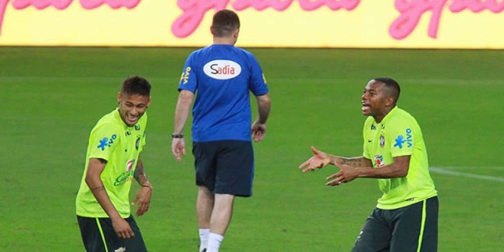 Neymar eligi&oacute; a su &iacute;dolo y revel&oacute; cu&aacute;l es su maniobra preferida