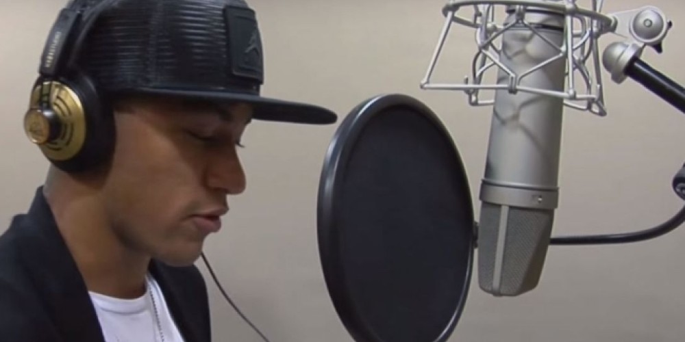 Neymar, junto a otros artistas, presentó su canción benéfica
