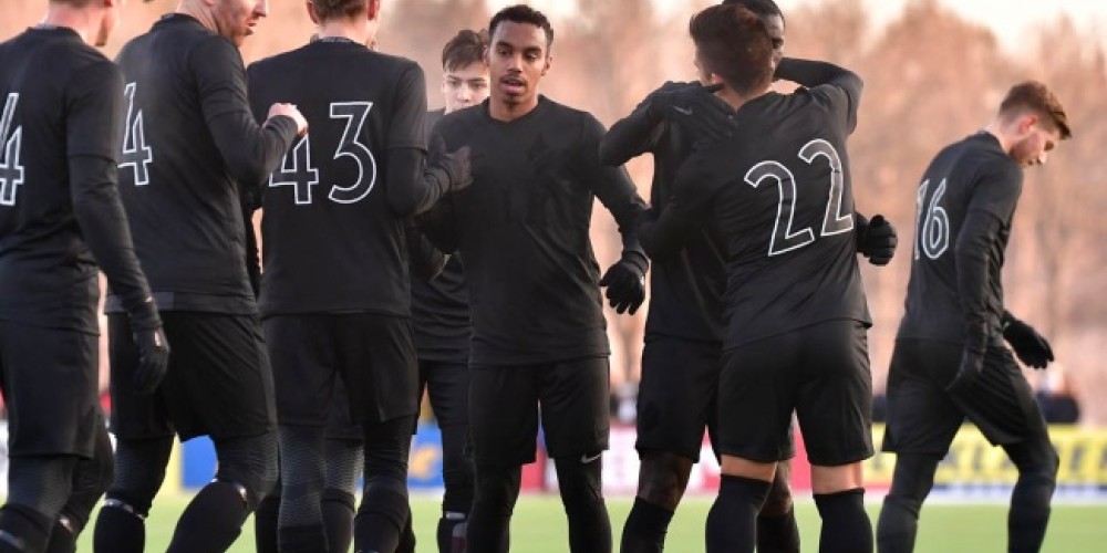 El imperdible “Black Pack” que preparó Nike junto con un equipo sueco