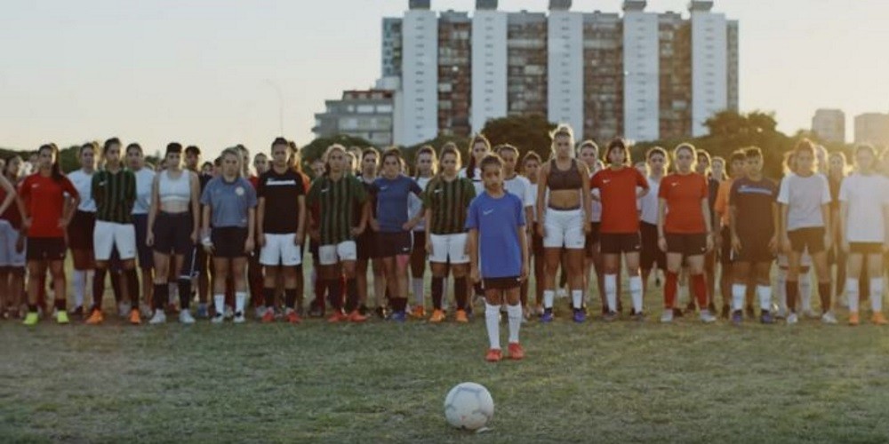 La historia detr&aacute;s de las jugadoras de f&uacute;tbol en Argentina