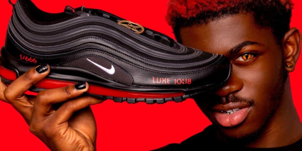 Las zapatillas hechas con sangre humana, Nike y el rapero Lil Nas X; el calzado que genera controversia