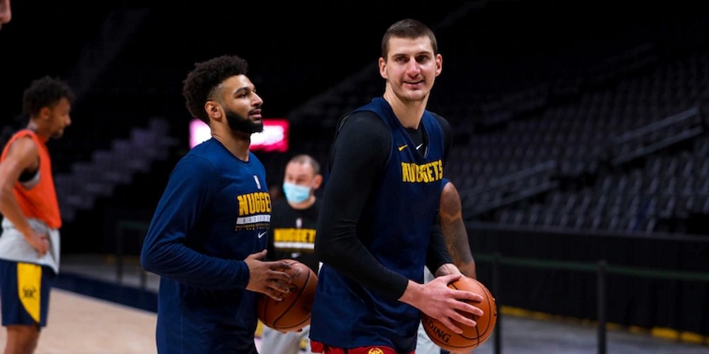 La NBA aprob&oacute; publicidades para la ropa de entrenamiento &iquest;Qu&eacute; cambios implica?