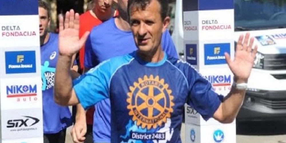 La historia del runner que corri&oacute; 55 maratones consecutivos con fines solidarios