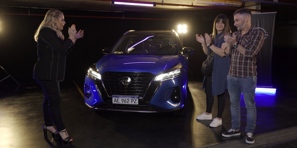 Nissan entregó un Nissan Kicks 0km al ganador del concurso #ActiváTuActitudHacker