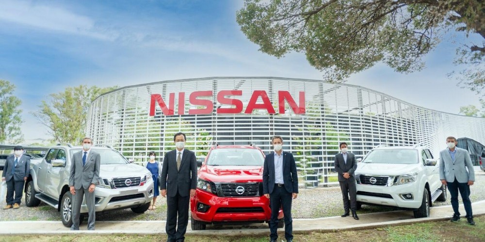 Nissan recibió la visita del Embajador de Japón en su planta de Córdoba