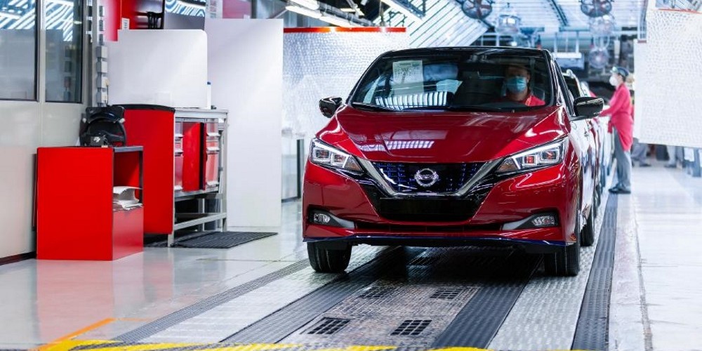 Nissan celebra la producci&oacute;n del LEAF n&uacute;mero 500.000