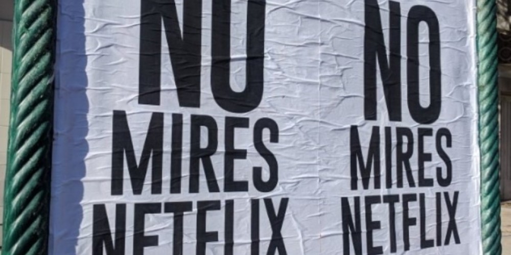 #NoMiresNetflix la curiosa campaña para el Mundial que empapeló Buenos Aires