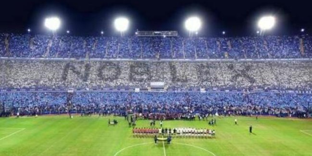 Noblex despidi&oacute; a la Selecci&oacute;n con la bandera m&aacute;s grande de Argentina