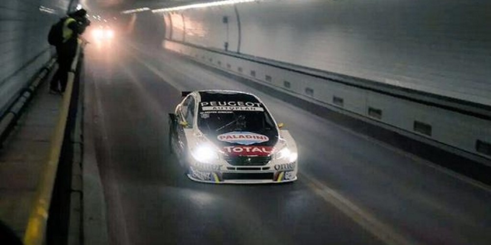 El nuevo Peugeot 408 debuta en el Circuito Callejero de Santa Fe